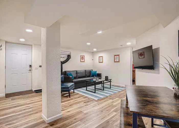 Sloans Lake Getaway - Basement Apartment Near Broncos And Downtown Denver