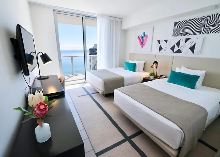 2-Bedroom Diamond In The Sky With Free Parking