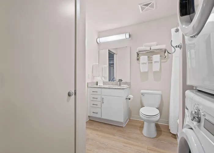 Waterwalk Extended Stay By Wyndham Kansas City - Overland Pk