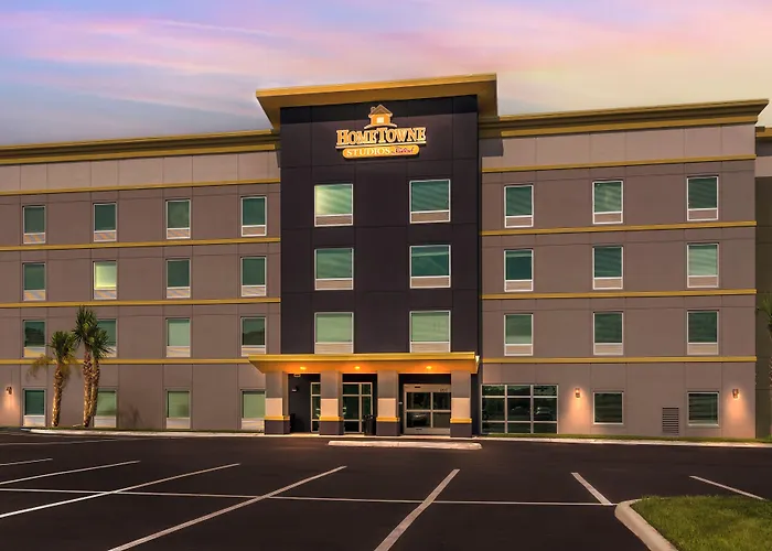 Hometowne Studios By Red Roof Tampa - Airport