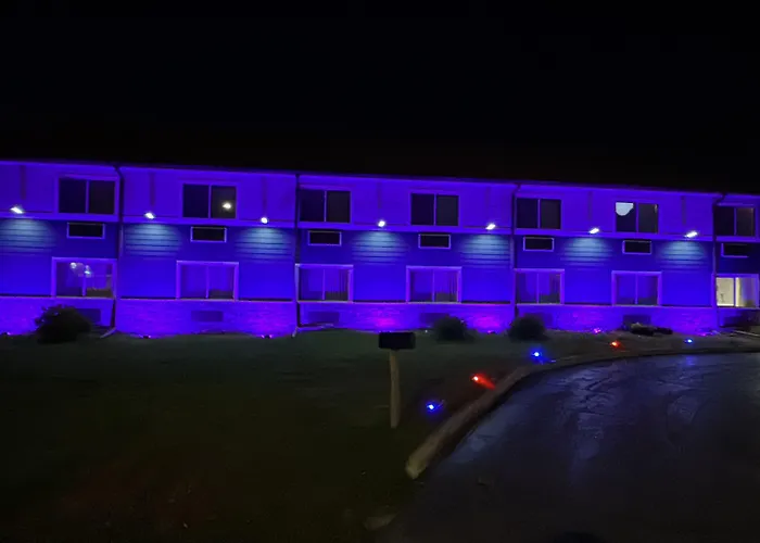 Northwoods Inn And Suites