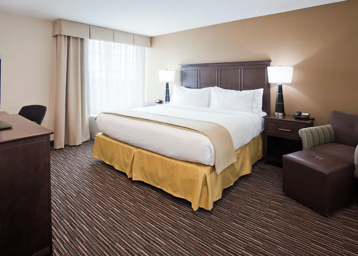 Holiday Inn Express & Suites Willmar By Ihg