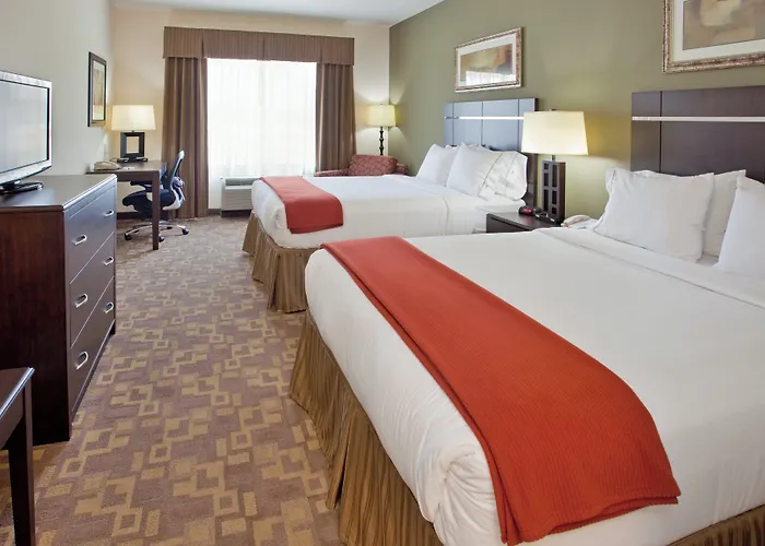 Holiday Inn Express & Suites North