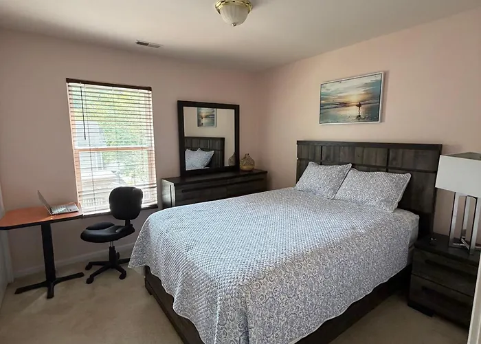 Beautiful Bed And Bath In South Charlotte