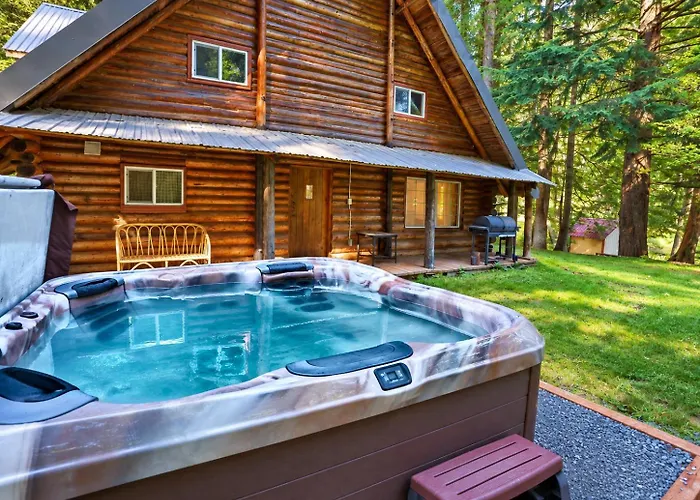 Log Cabin At Rainier Lodge