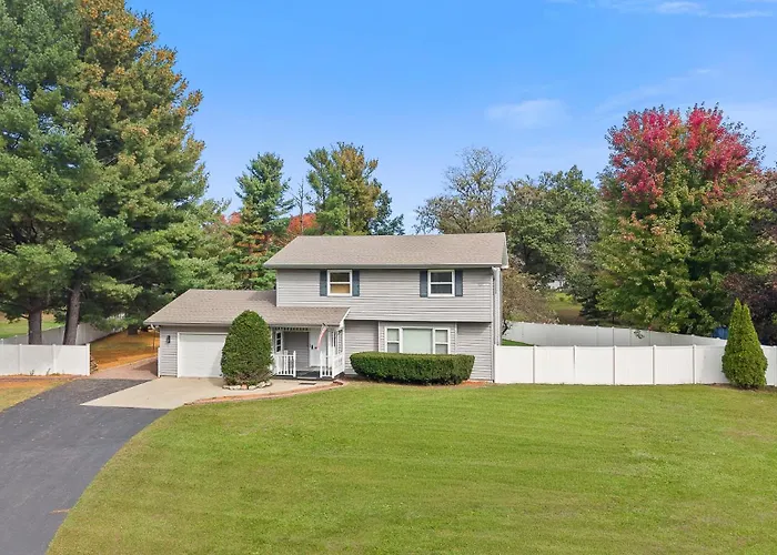 The Hemlock/Hot Tub/Golf/Private Yard