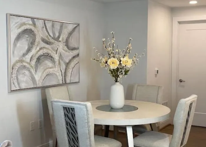 Buckhead Atlanta Luxury Suite