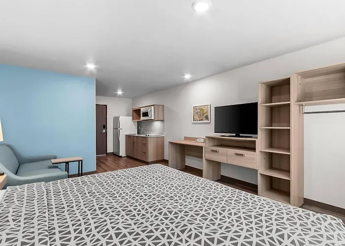 Woodspring Suites Gilbert - Mesa Gateway Airport