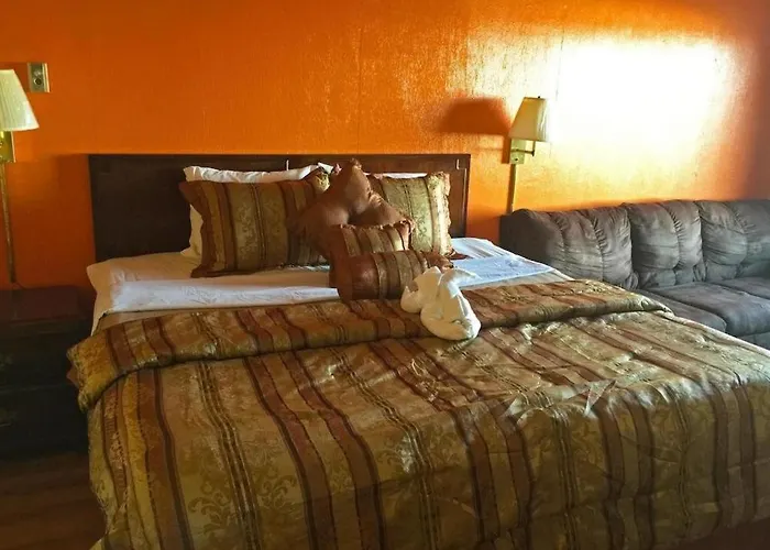 Americas Best Value Inn & Suites Macon At Sunset Dr