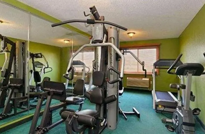 Quality Inn & Suites Grinnell Near University