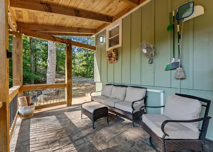 Riversong Cabin