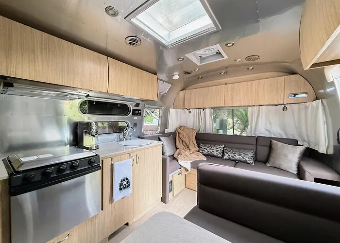 Eco-Luxe Airstream Hideaway - Minutes To Malibu Beaches