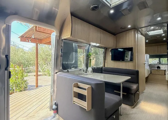 Eco-Luxe Airstream Hideaway - Minutes To Malibu Beaches