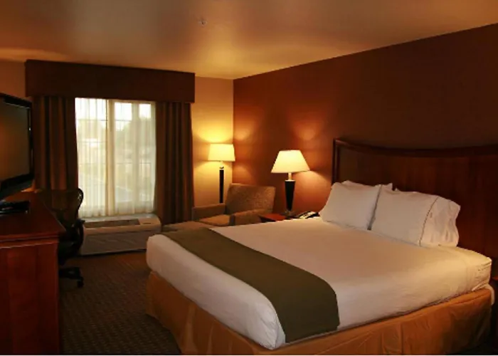 Holiday Inn Express Hotel & Suites Willows By Ihg