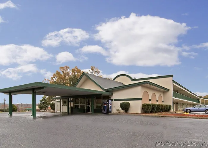Days Inn By Wyndham Monroe Nc