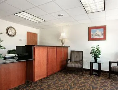 Howard Johnson Pueblo