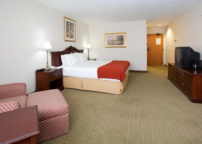 Baymont By Wyndham Belen Nm