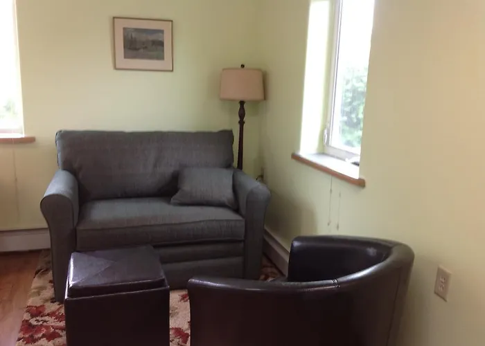 A Suite Alaskan Inn