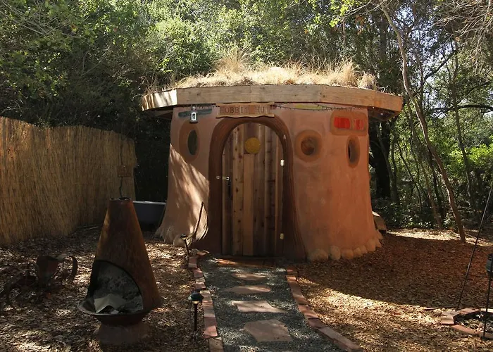 Hobbit Hut