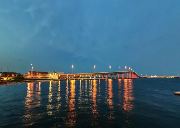 Pier 4 Hotel