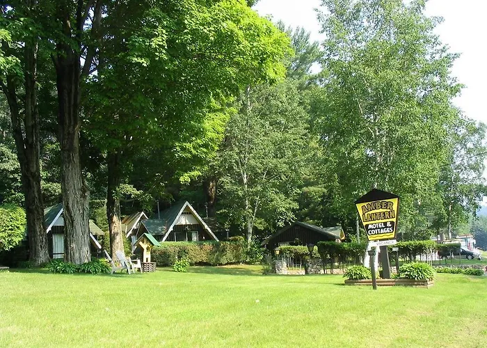 Amber Lantern Duplex Cottage