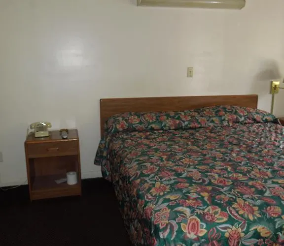Lees Motel