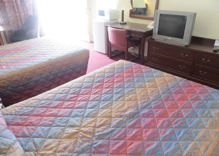 Traveler'S Lodge
