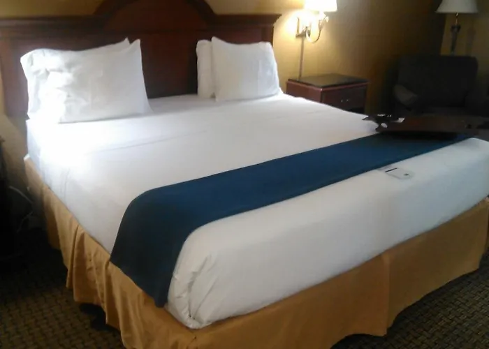 Southaven Inn Express - Memphis International Airport/Graceland