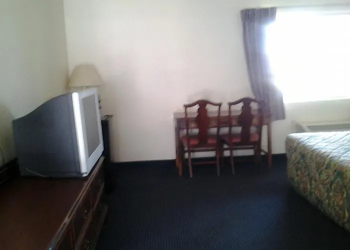 Budget Inn