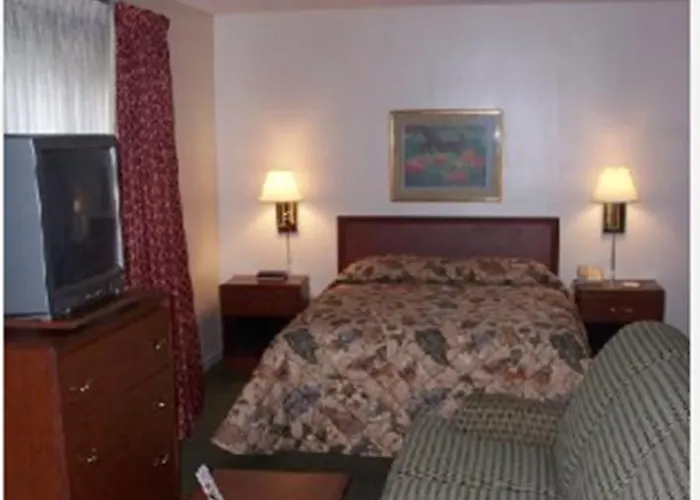 Huntsville Hotel & Suites