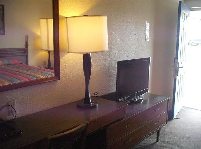 Caravan Inn