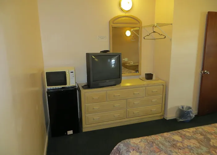 Budget Inn