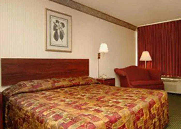 Budget Host Inn And Suites Memphis