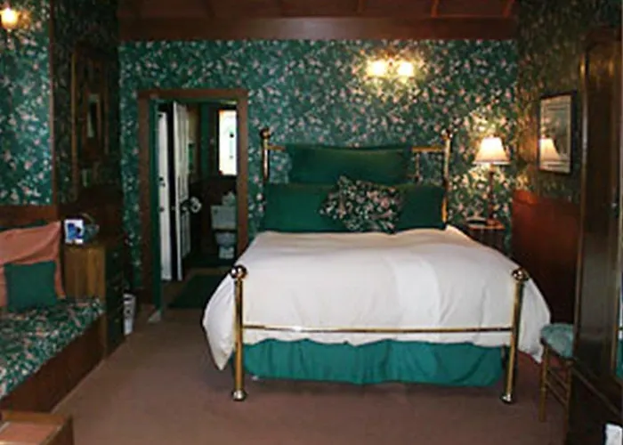 A Victorian Garden Inn