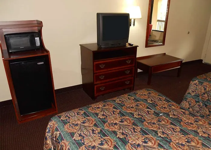 Country Hearth Inn Atlanta Decatur