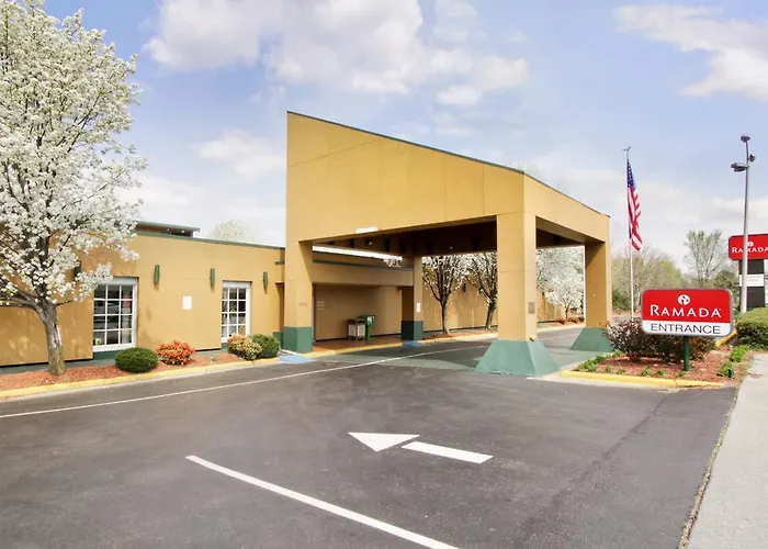 Ramada By Wyndham Roanoke