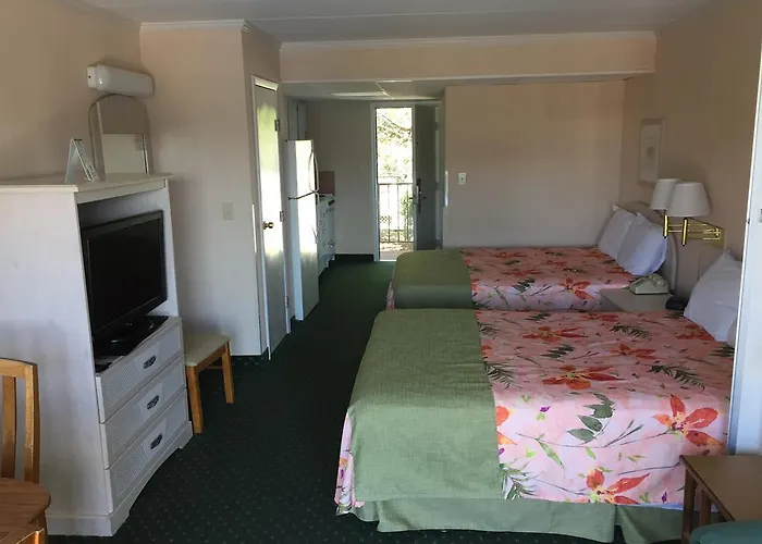 Sea Hawk Motel