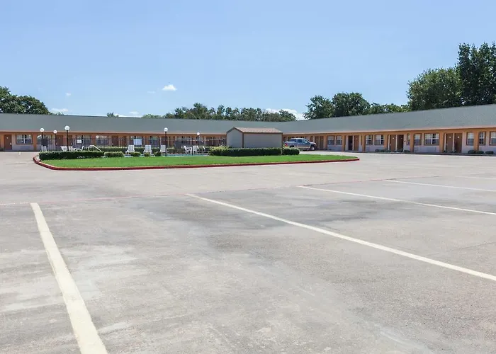 Days Inn Gun Barrel City
