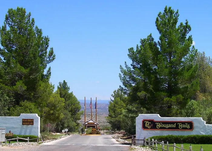 Verde Valley Lawn Cottage 10