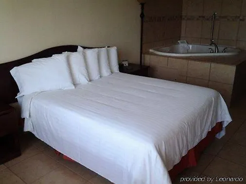 Flagship Inn