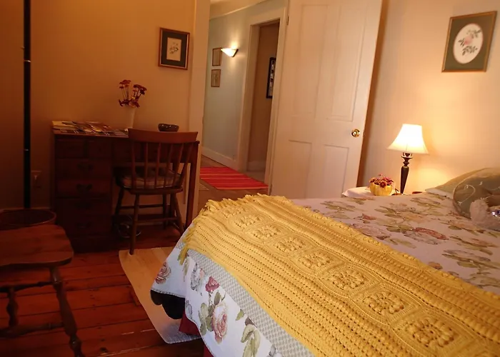 Artful Lodging & Retreats