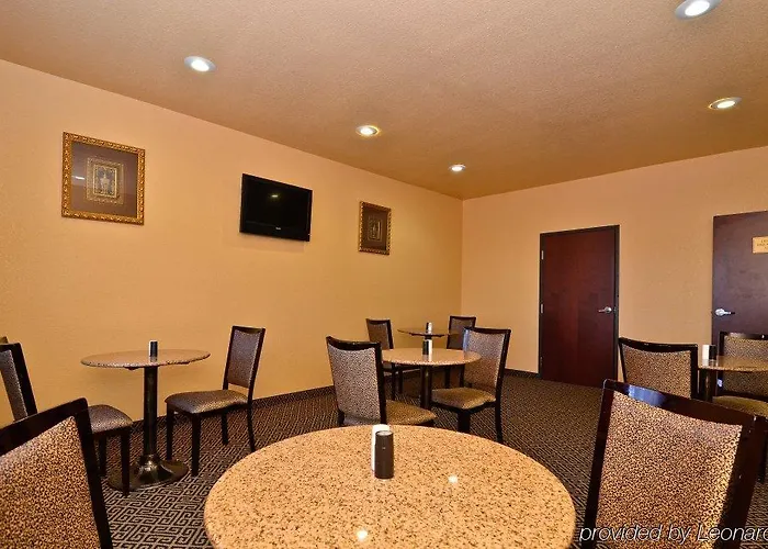 Best Western Broken Bow Hotel & Suites