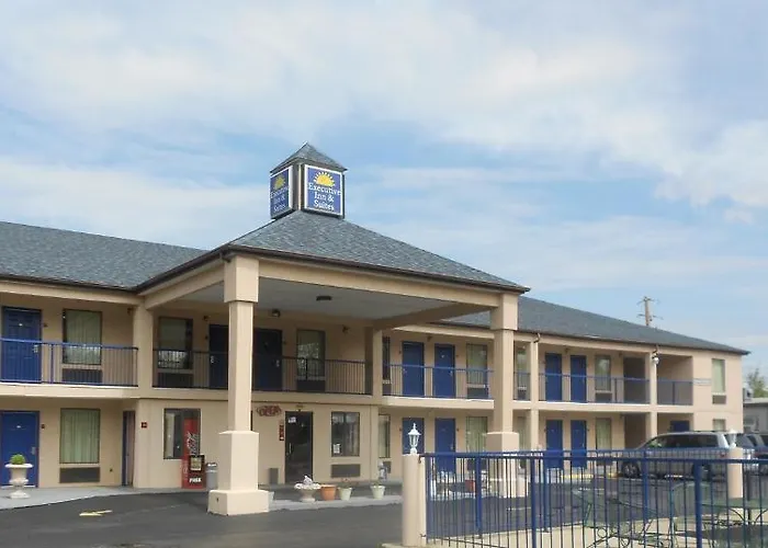 Executive Inn & Suites - Covington