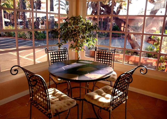 Saga Motor Hotel Pasadena