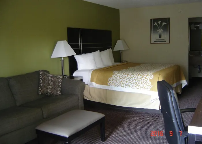 Days Inn Oil City Conference Center
