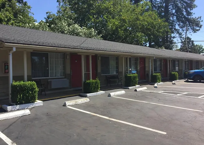 Paradise Inn