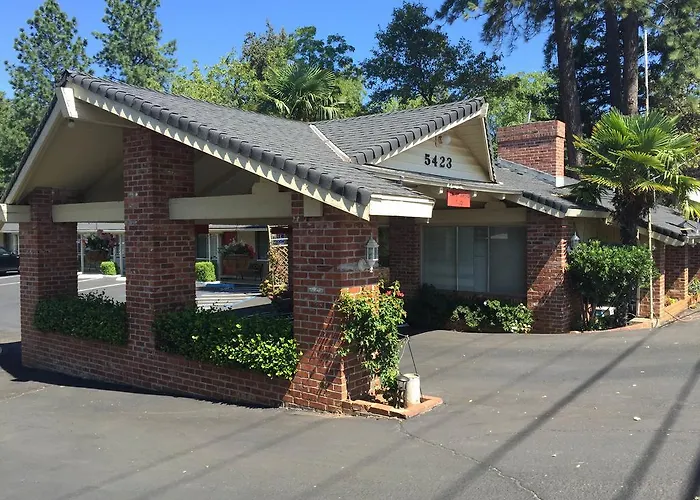 Paradise Inn