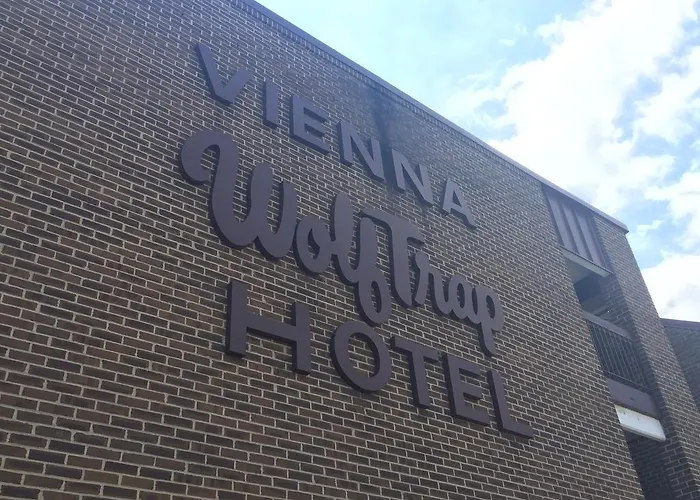Vienna Wolf Trap Hotel
