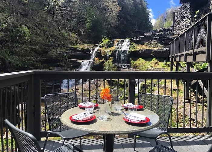 Ledges Hotel