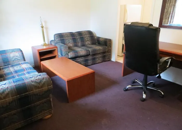 Madison Suites Motel
